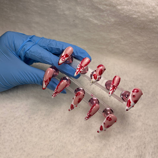 Pourquoi choisir des press-on nails faits main ?